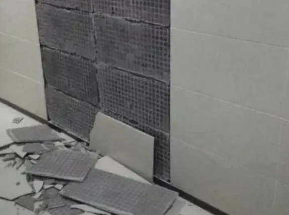 青州瓷砖空鼓维修公司分享下青州墙砖松动维修的知识